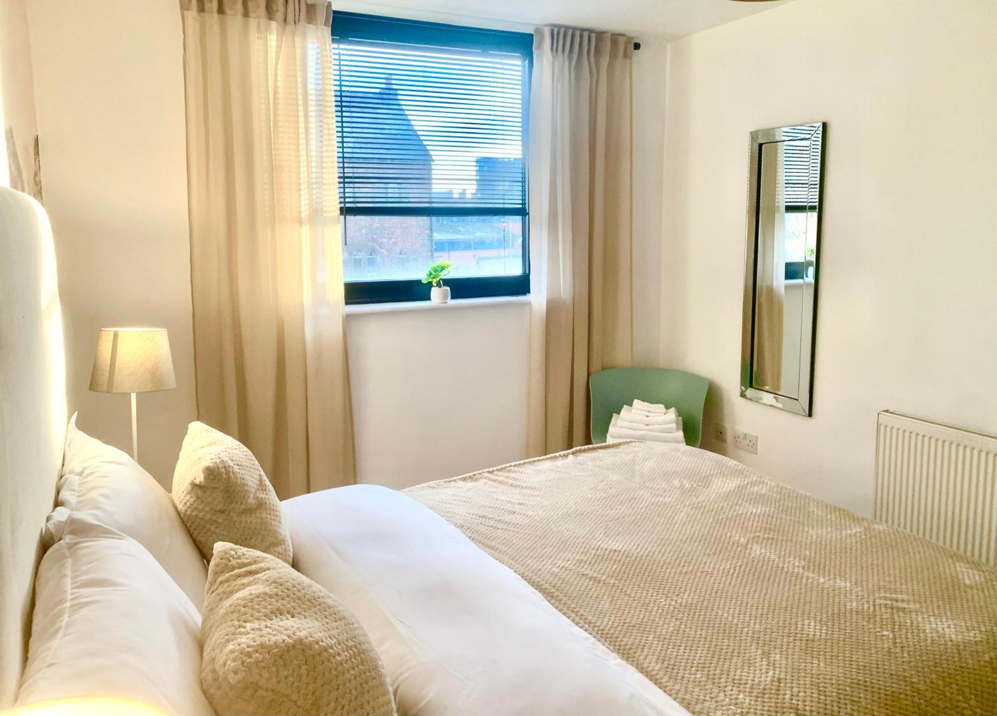 Large Stylish 3 Bedroom City Centre Apartment Free Secure Parking Liverpool Exterior foto
